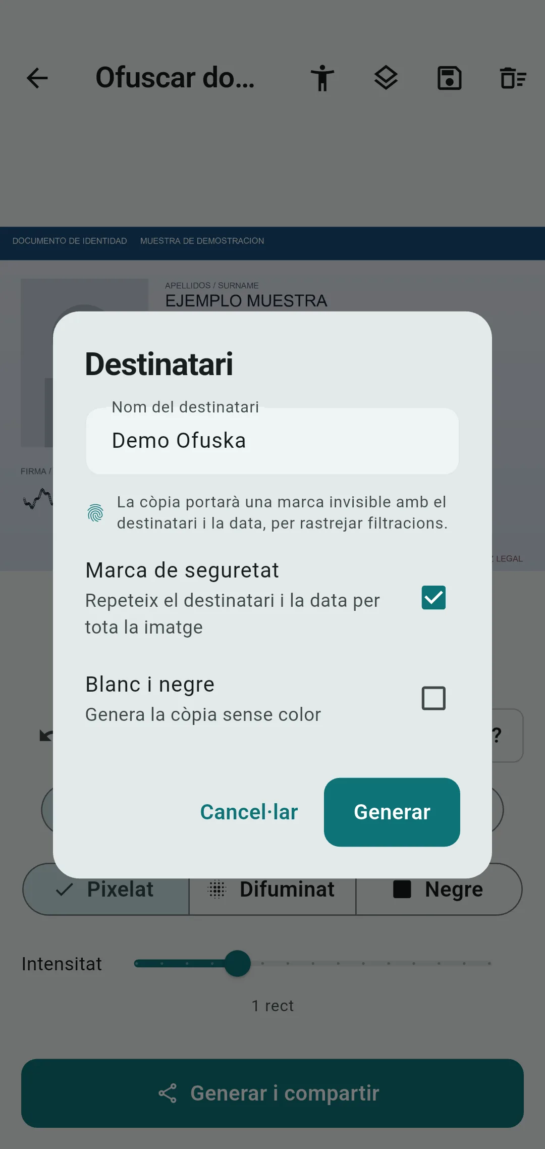 Còpia de DNI marcada amb el nom d'una entitat per a una verificació KYC